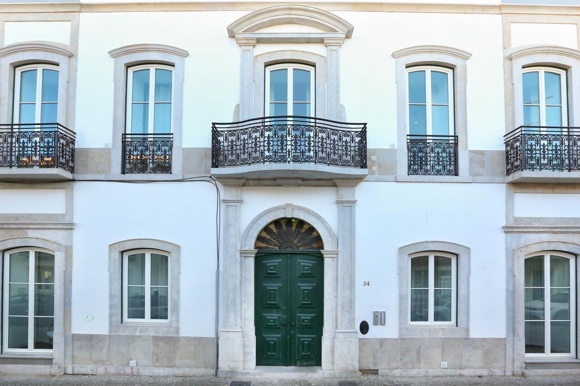 Lovely Faro Apartment Exterior photo